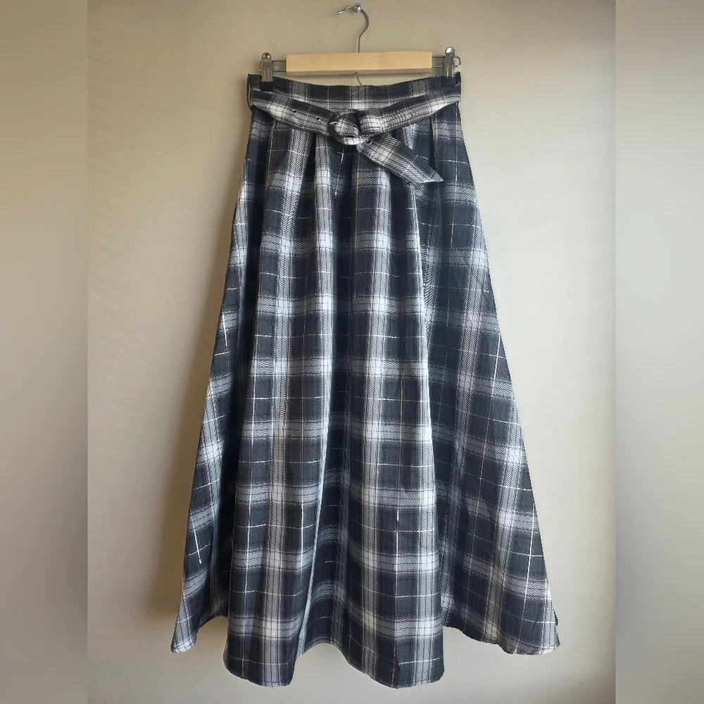 Nikki Lund Plaid Belted A Line Skirt - Black and White - Picture 3 of 10